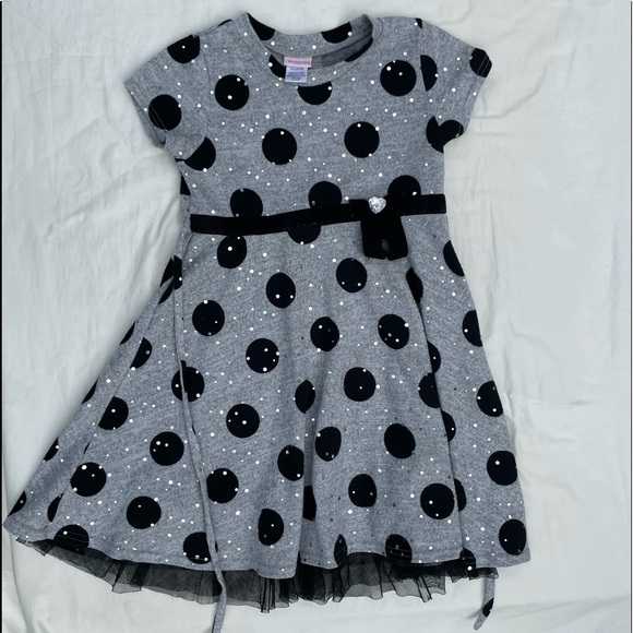 Girls soft grey dress with black polka dots and bling throughout. Size 6x. - Picture 1 of 2